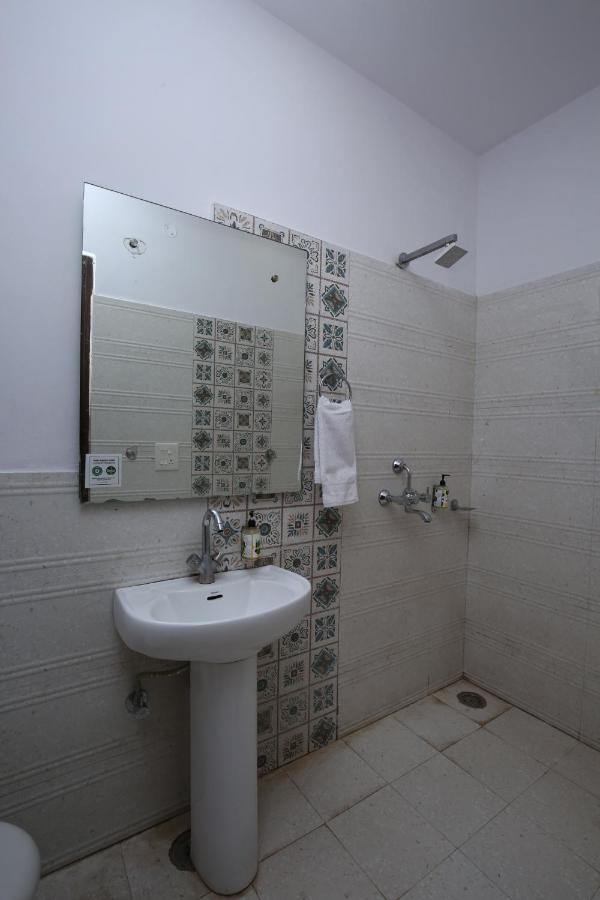 Hotel Pearl Grand & Banquet Zirakpur Exterior foto